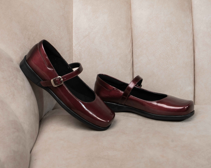 Balerina Lottie Vino