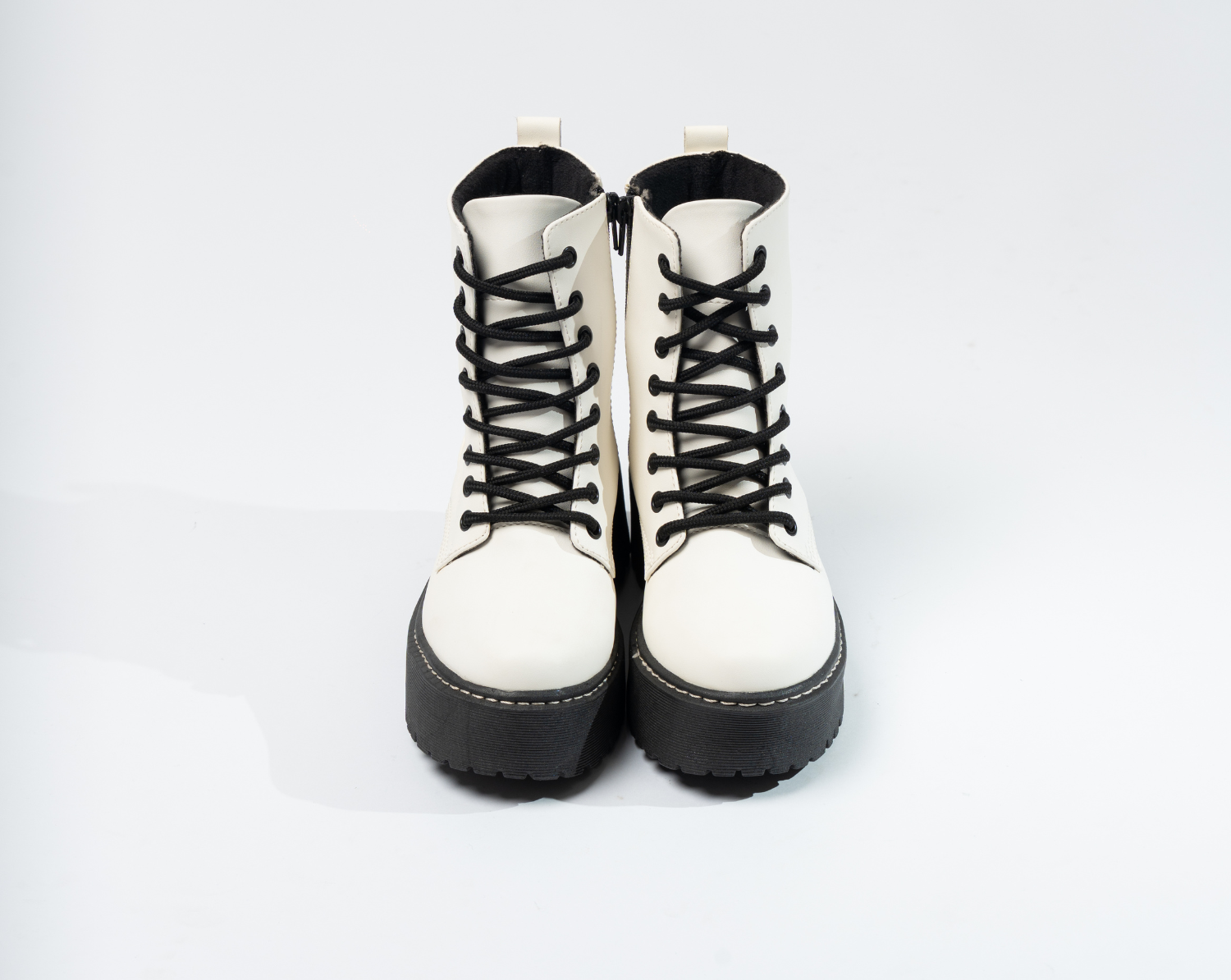 Jadon Boots Blanco (Solo 35 y 38)