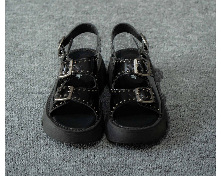 Amarat  Negro Charol