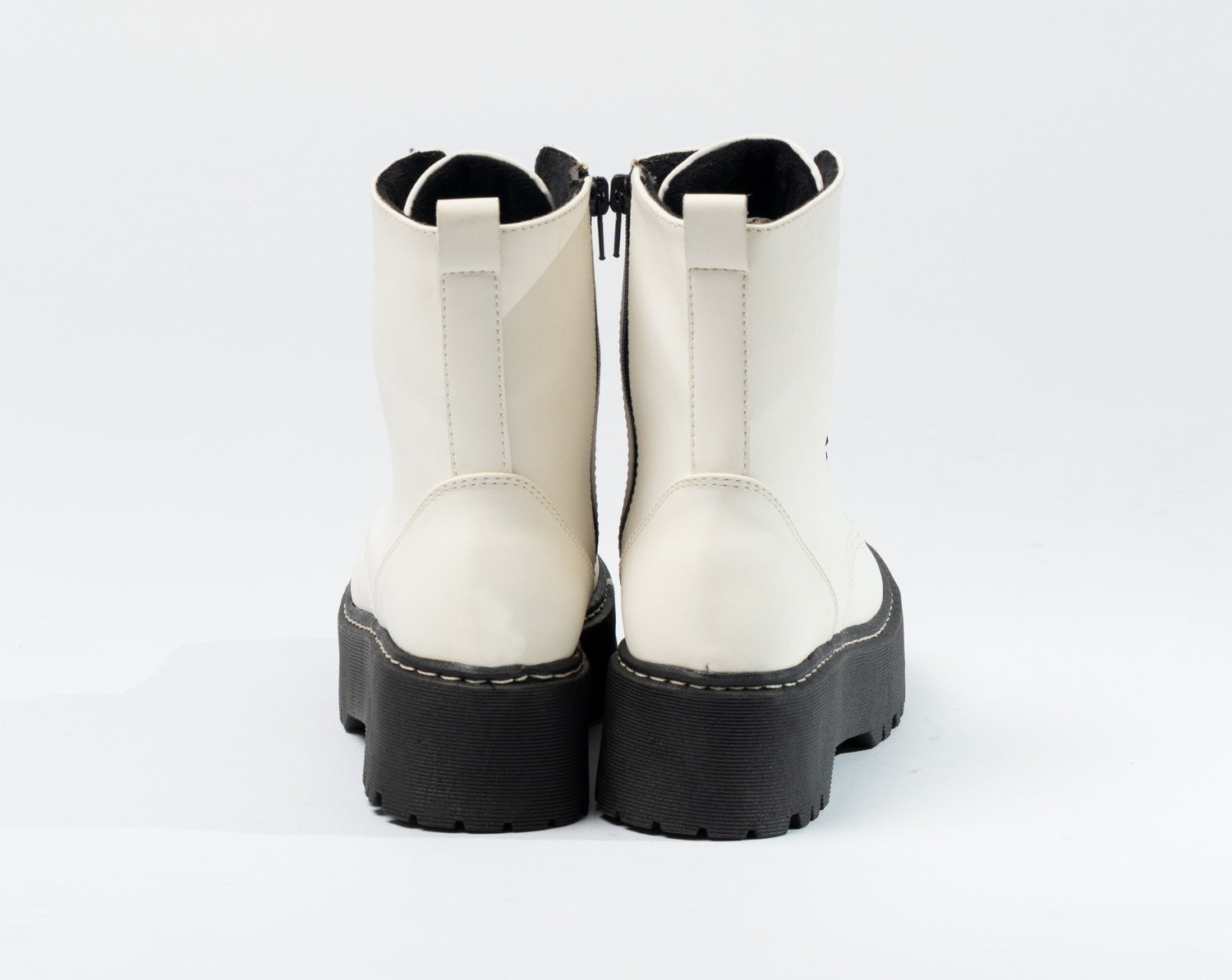 Jadon Boots Blanco (Solo 35 y 38)
