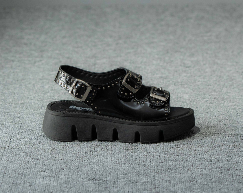 Amarat  Negro Charol