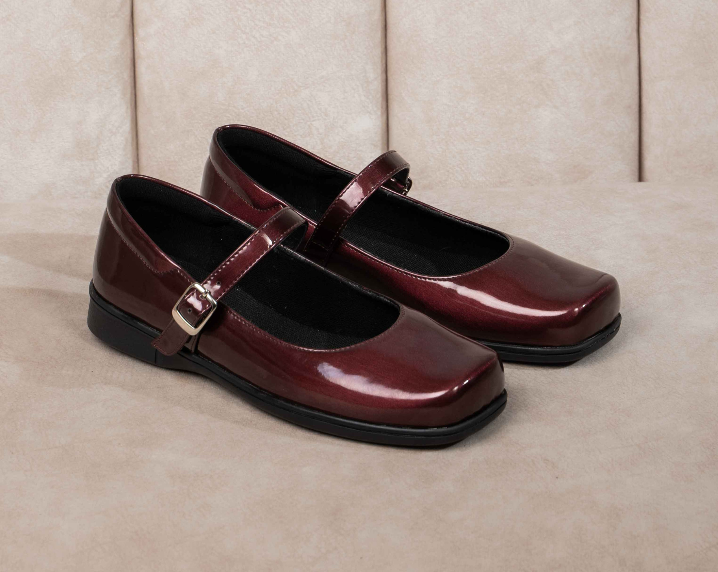 Balerina Lottie Vino