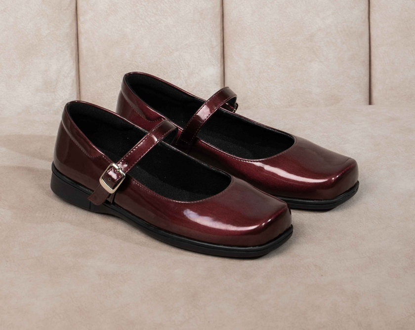Balerina Lottie Vino
