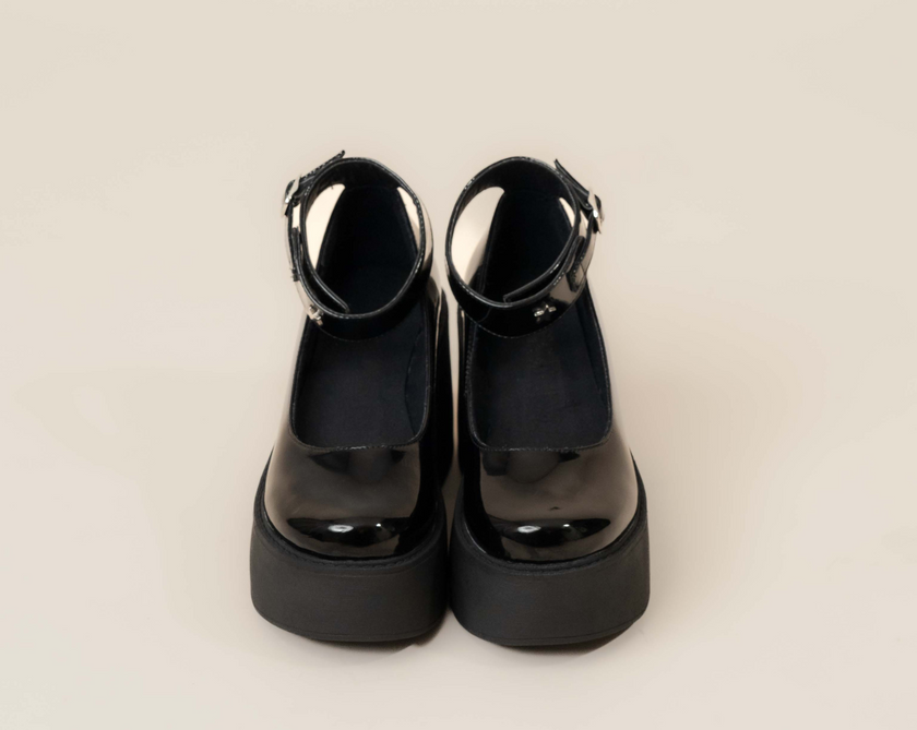 Heartcore Negro Charol