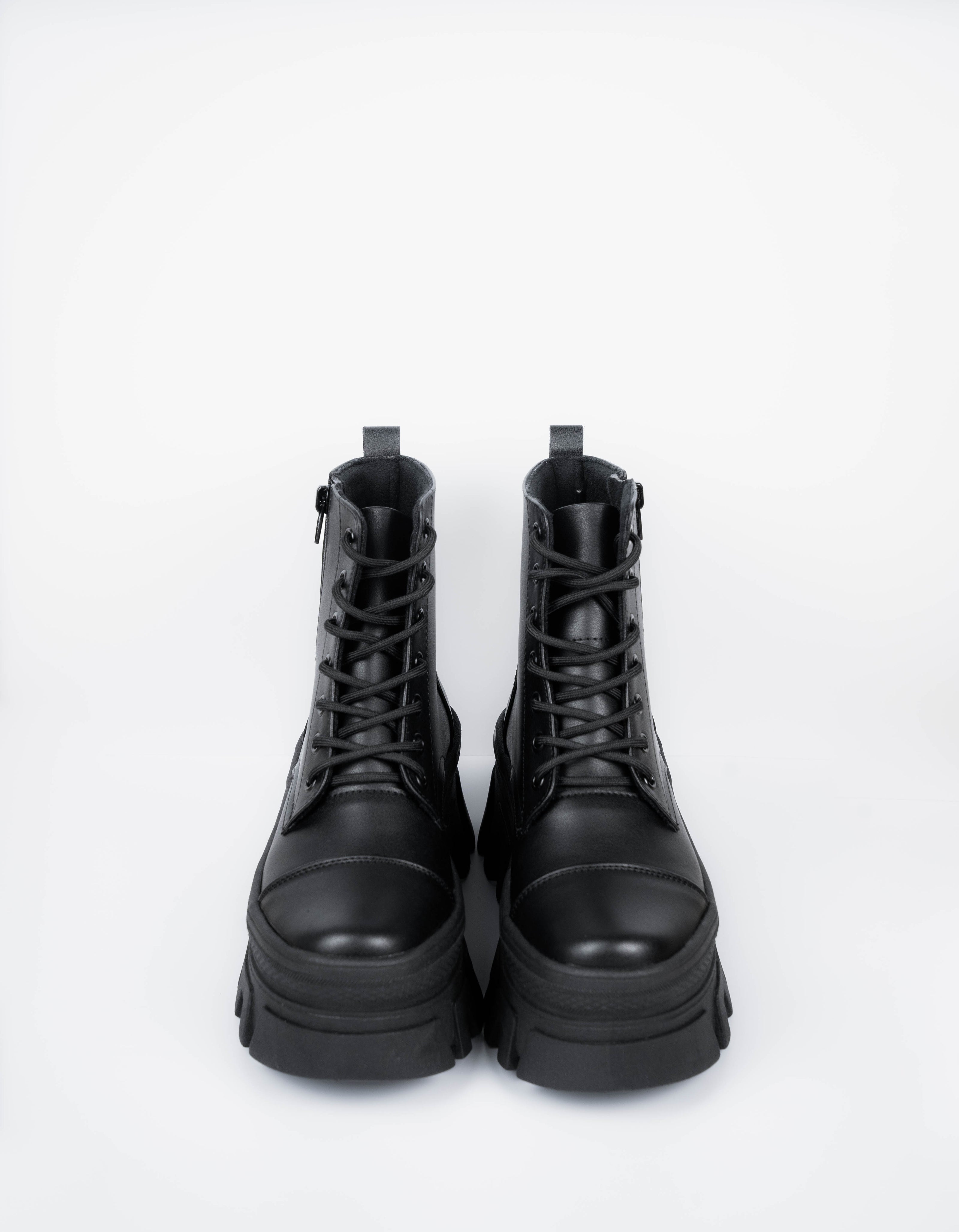 Trendy Black
