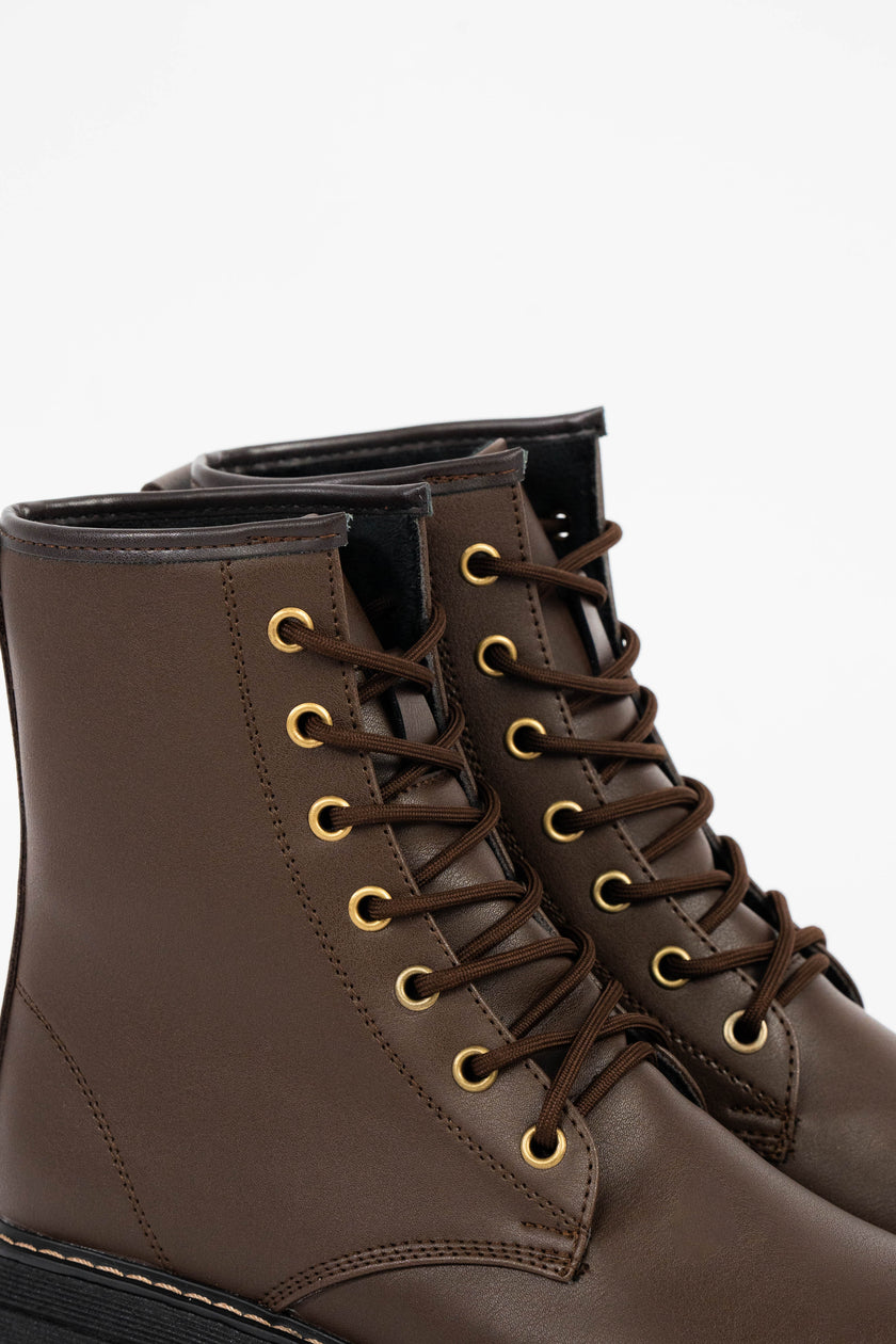 Combat Boots Marrón