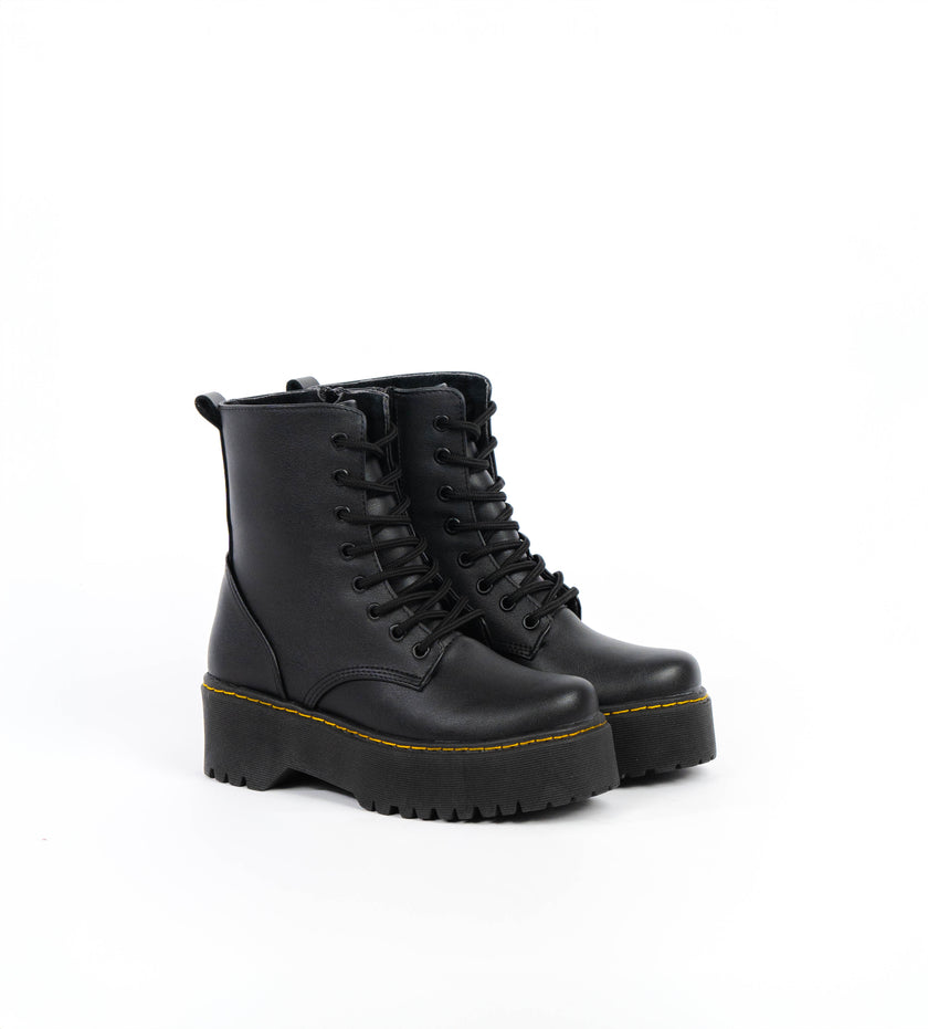 Jadon Boots Negro Hilo Amarillo