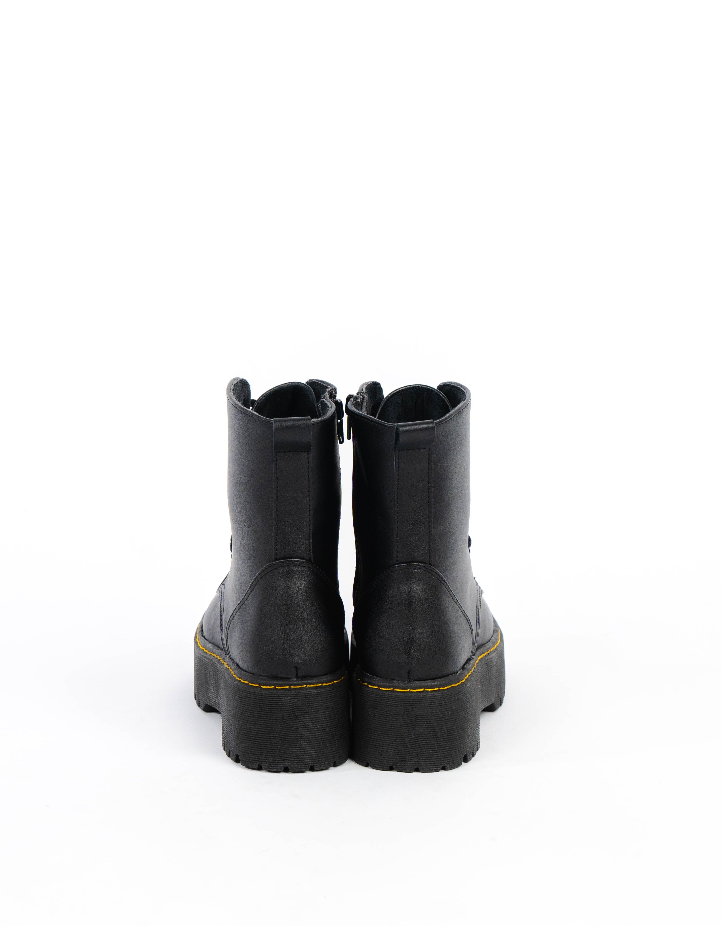 Jadon Boots Negro Hilo Amarillo