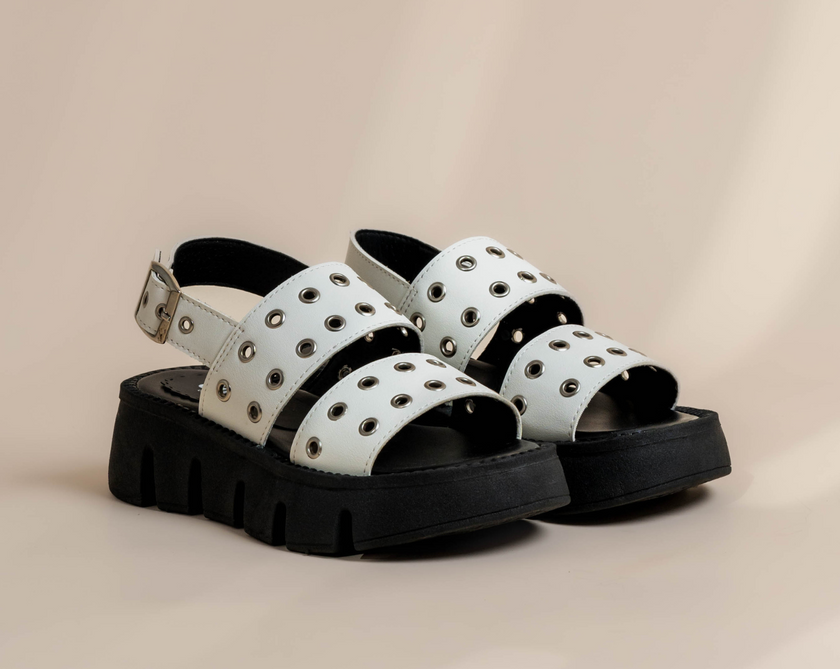 Khali Metal White (Solo 38 y 40)