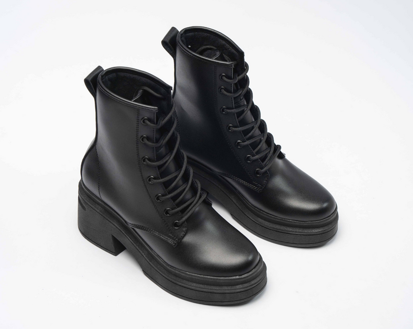 Combat Low Bratz Negro