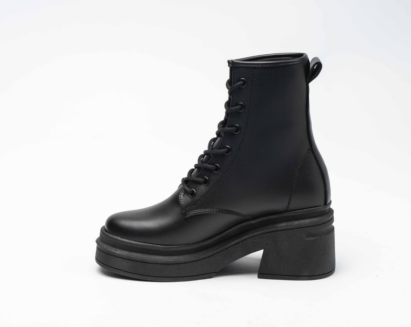 Combat Low Bratz Negro