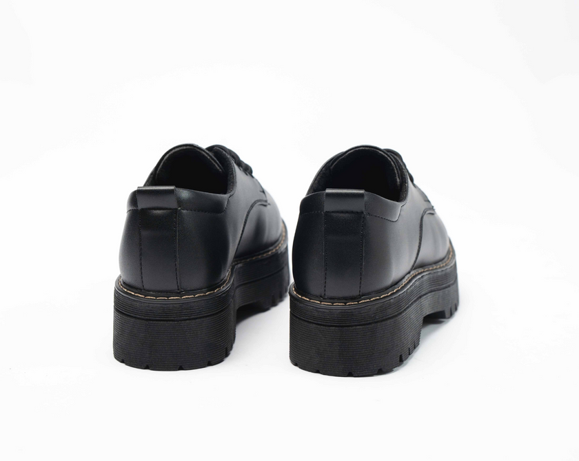 Oxford Clásicas Negro