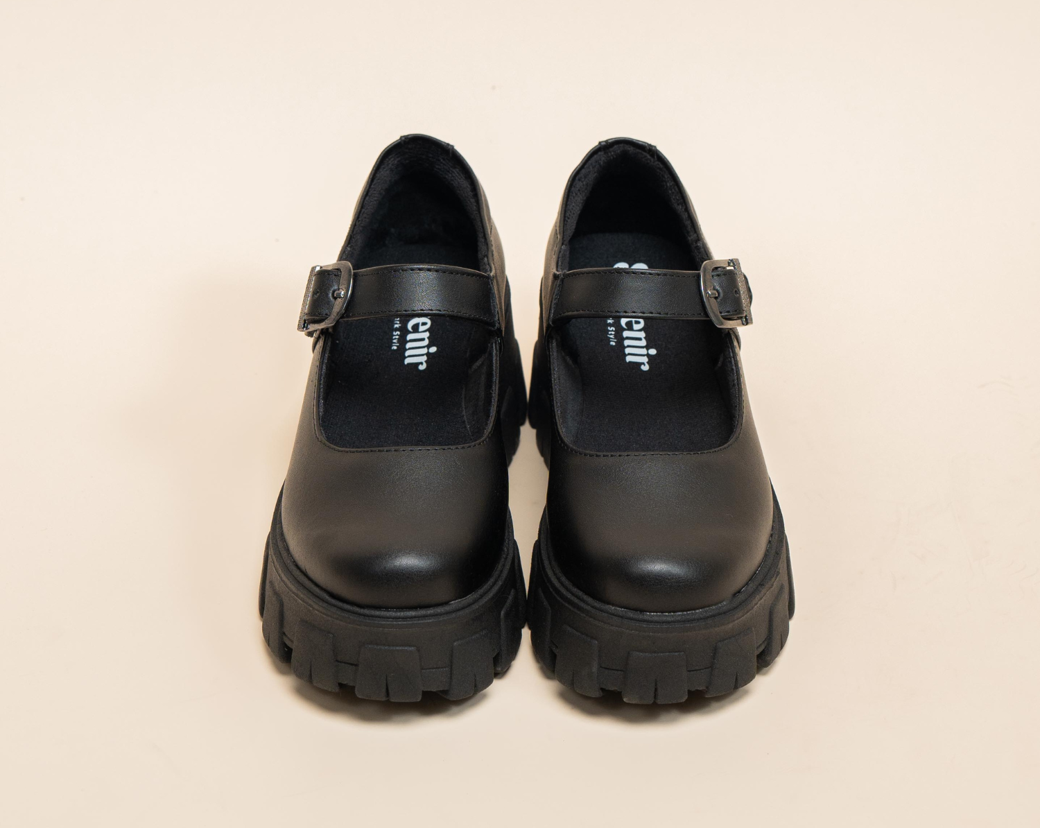 Mary Jane Negro Mate