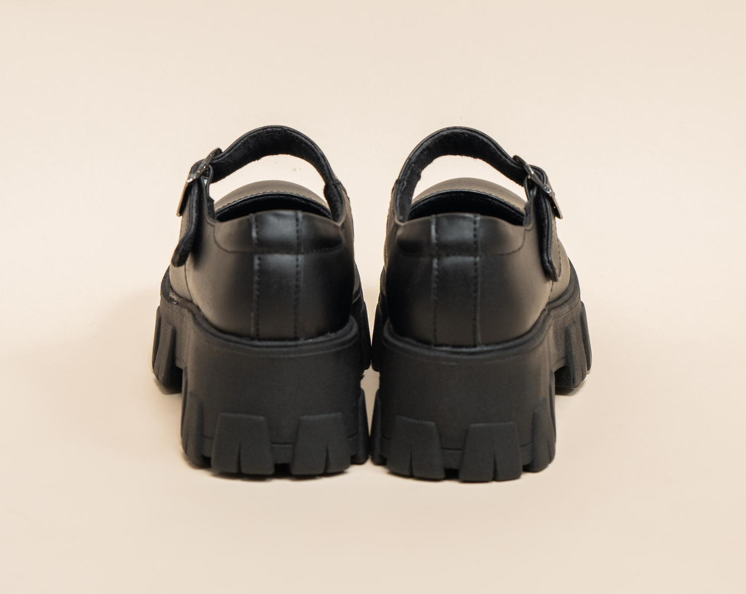 Mary Jane Negro Mate