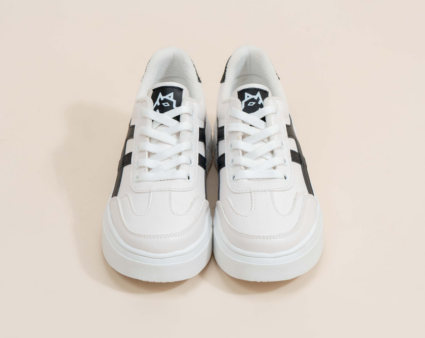 Tenis Black & White (Solo 35)