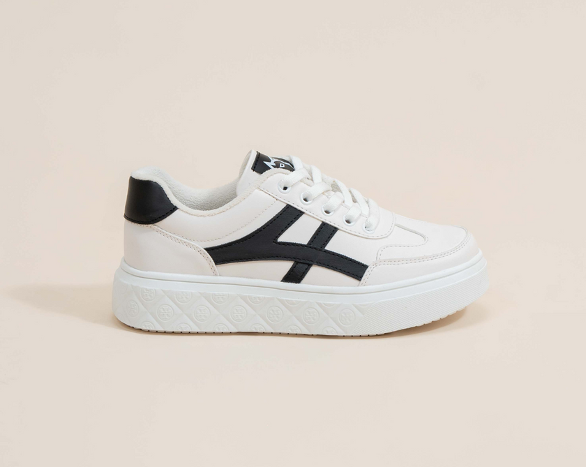 Tenis Black & White (Solo 35)
