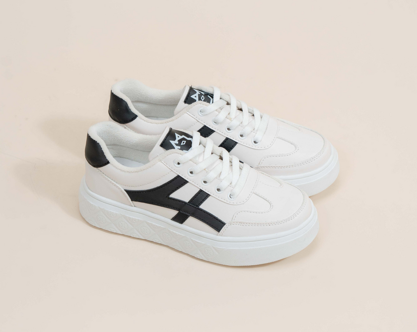 Tenis Black & White (Solo 35)