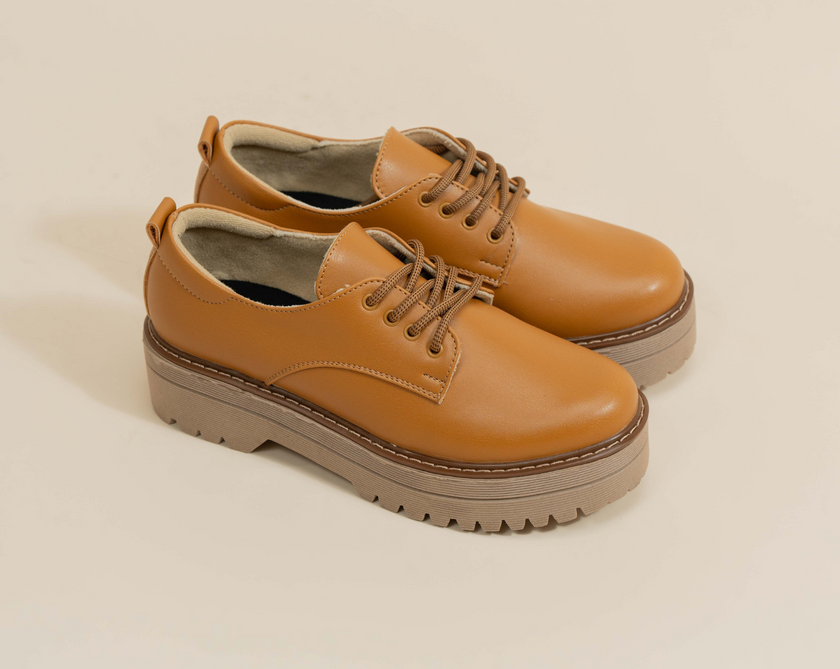 Oxford Clásicas Camel