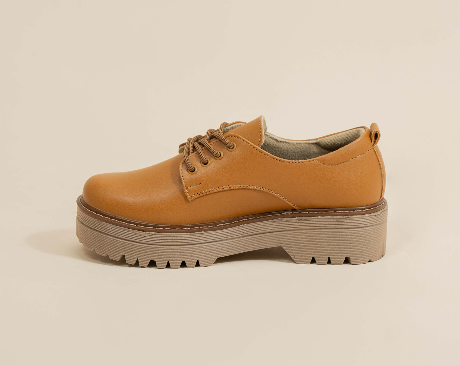 Oxford Clásicas Camel