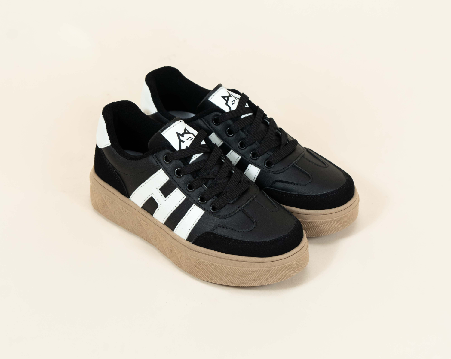Tenis Dark