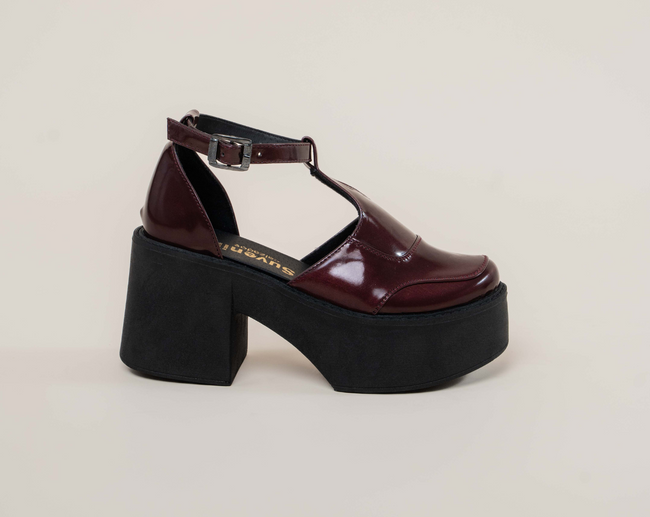 Vampyre Vino Charol