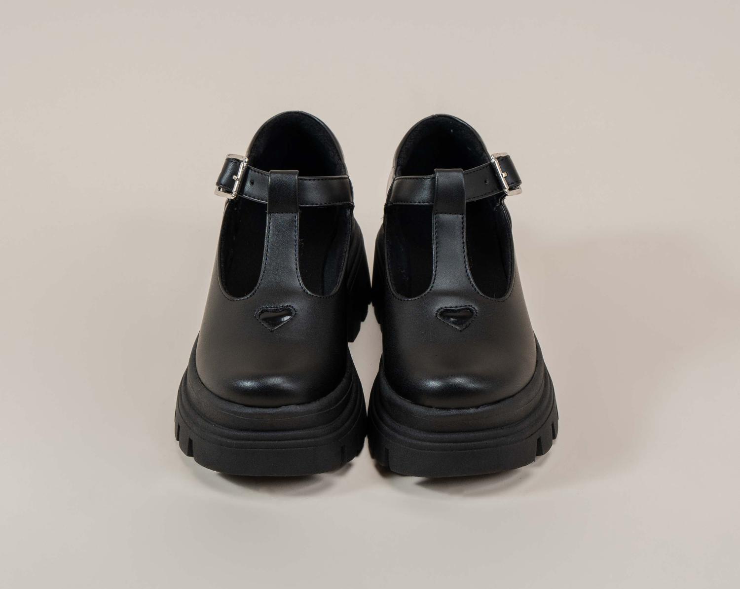 Low Casual School Negro