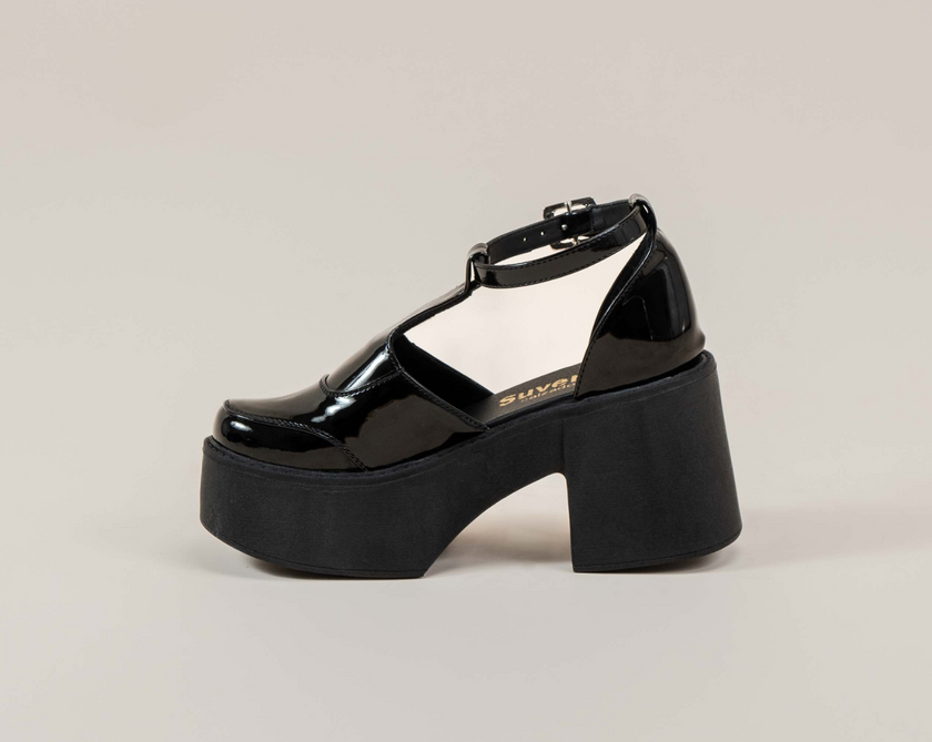 Vampyre Negro Charol