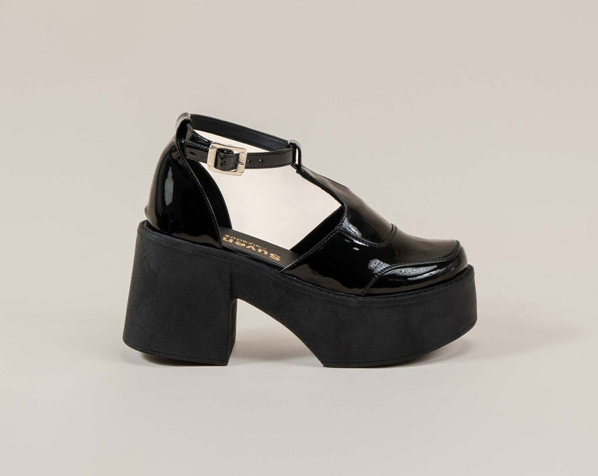 Vampyre Negro Charol