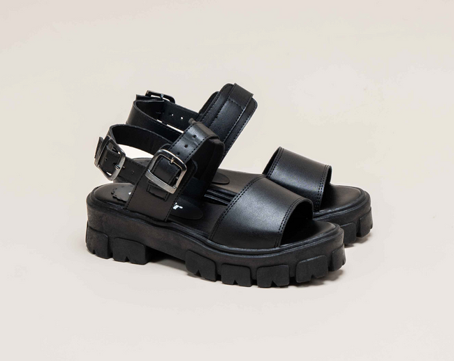 Atenea All Black