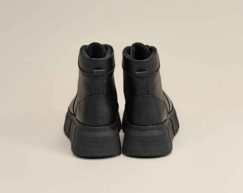 Phantom Boots
