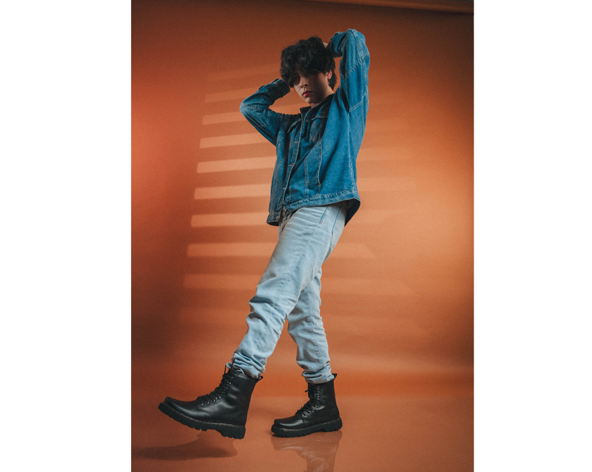 Combat Metal Black Puro Cuero Hilo Amarillo para Hombre