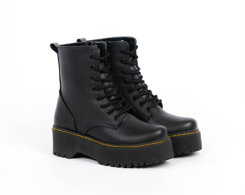 Jadon Boots Negro Hilo Amarillo