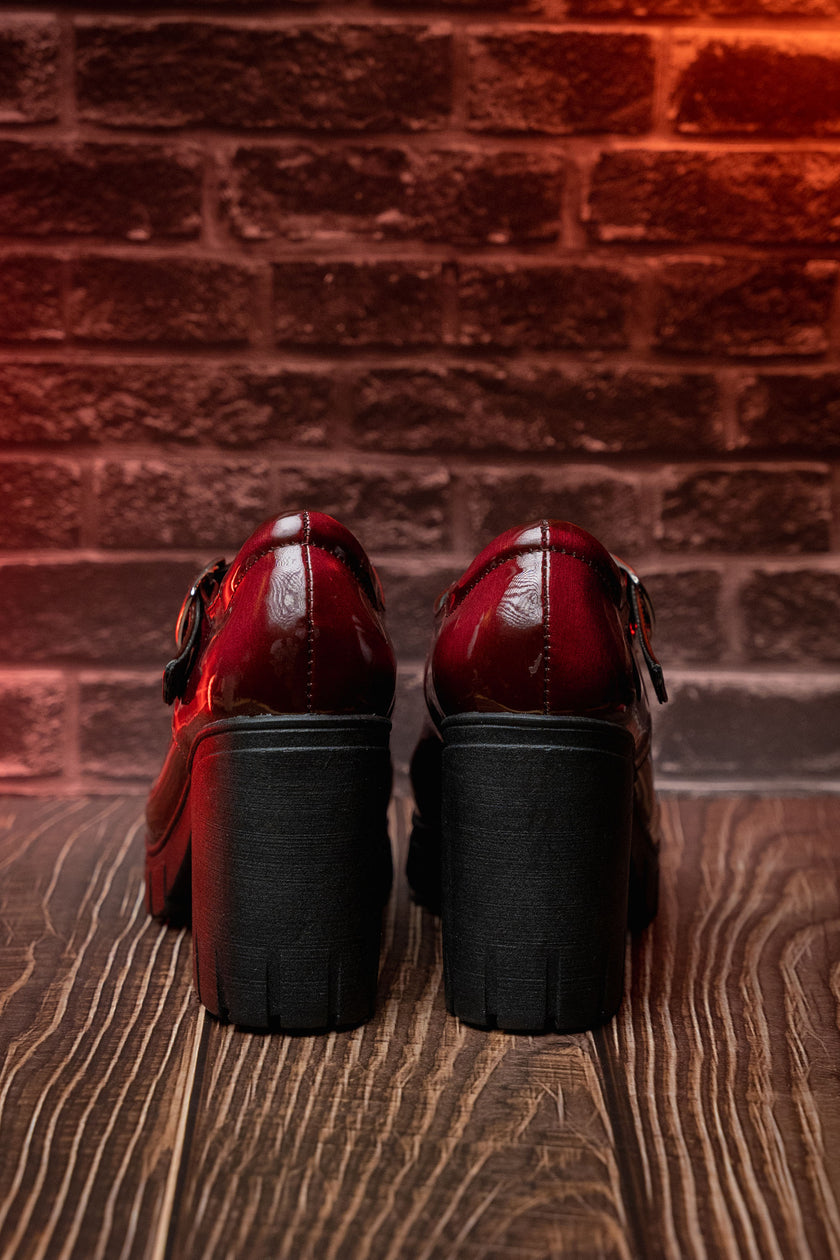 Lolita Vino Charol Traslúcido